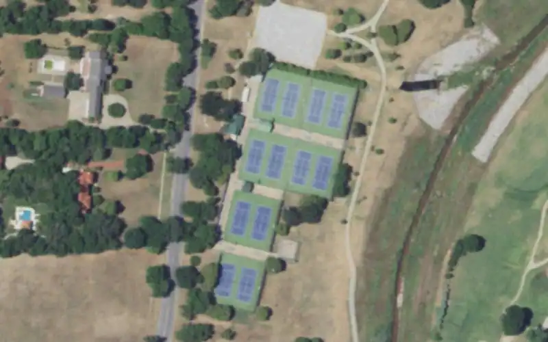 Falls Town Courts at Hamilton Park photo 2