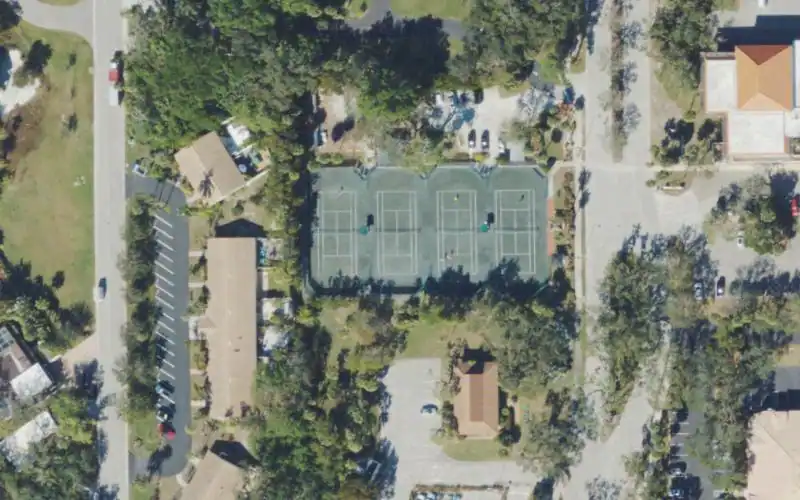 Gulf Tides Of Longboat Key photo 2