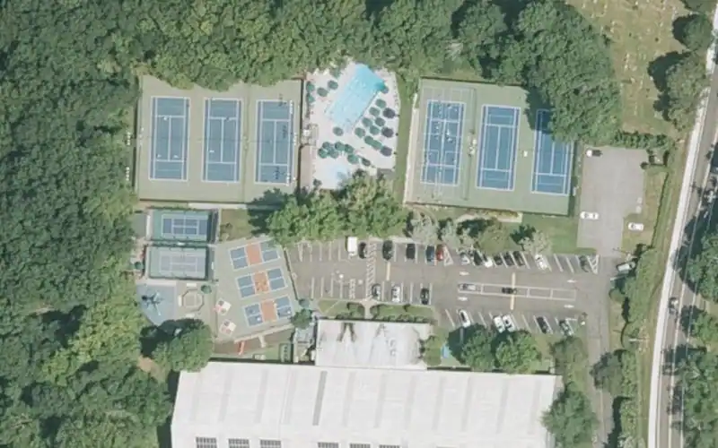 Guilford Racquet & Swim Club photo 2