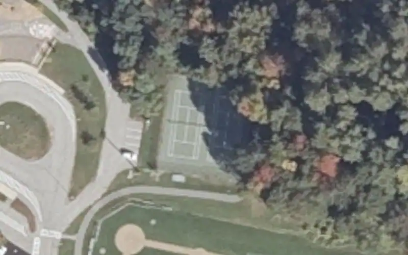 William H Rowe School K-1 photo 2