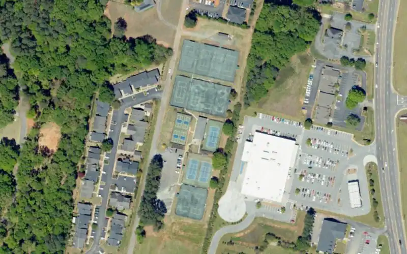 Cardinal Racquet Club photo 2