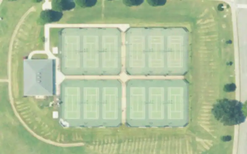 Parker-Haun Tennis Facility photo 2