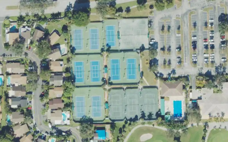 Pembroke Lakes Tennis Center photo 2