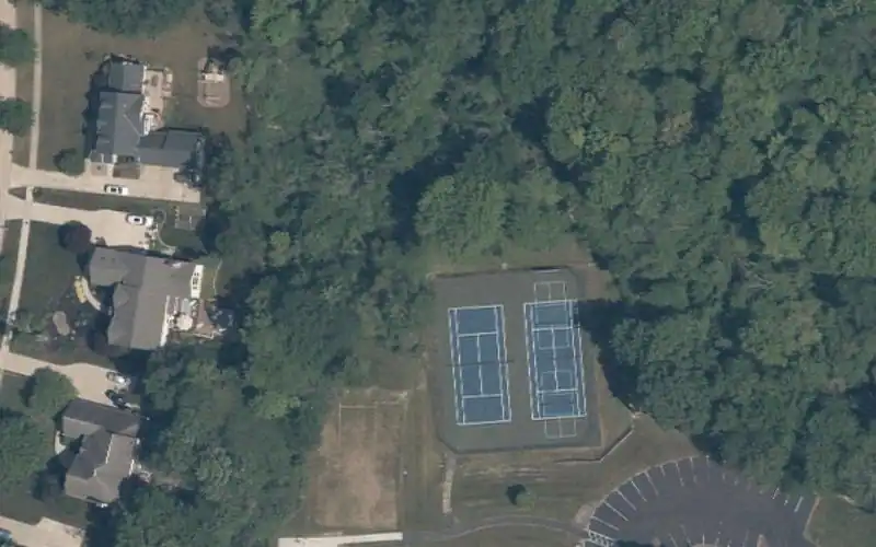 The Lakes of Aurora Apts photo 2