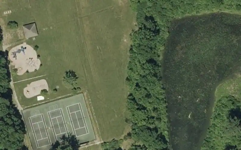 Charlotte Beach; Tennis Courts photo 2