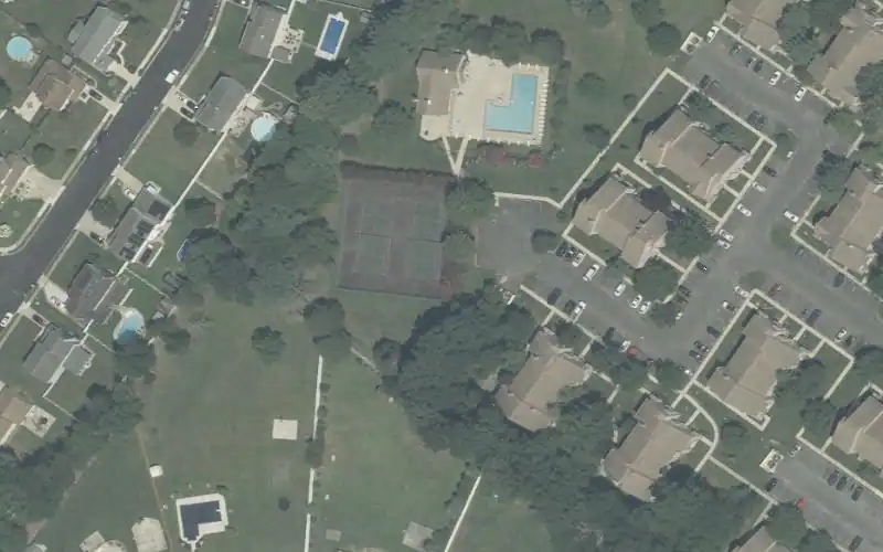 Meadows Condominiums photo 2