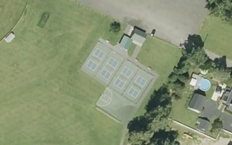 Borgatti Field photo 2