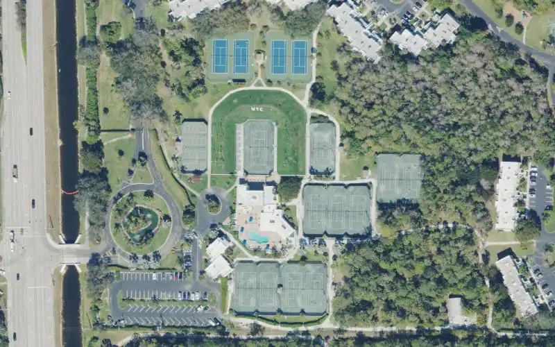 World Tennis Club photo 2