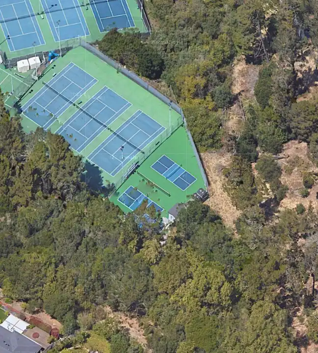 Sheffield Village Tennis Court photo 2