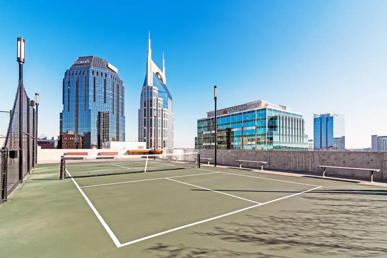 505 Nashville photo 2