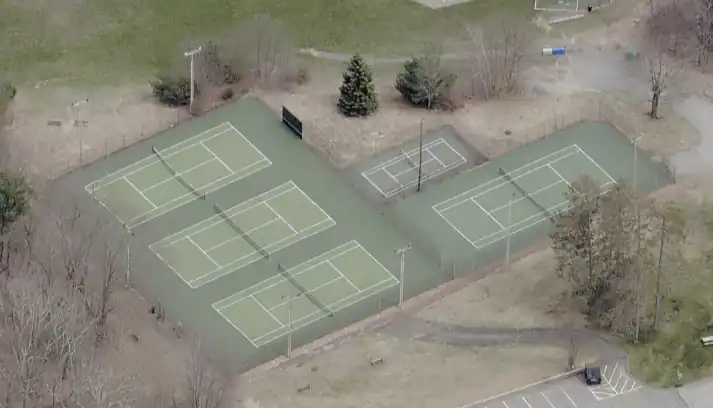 Holden Tennis Courts photo 2