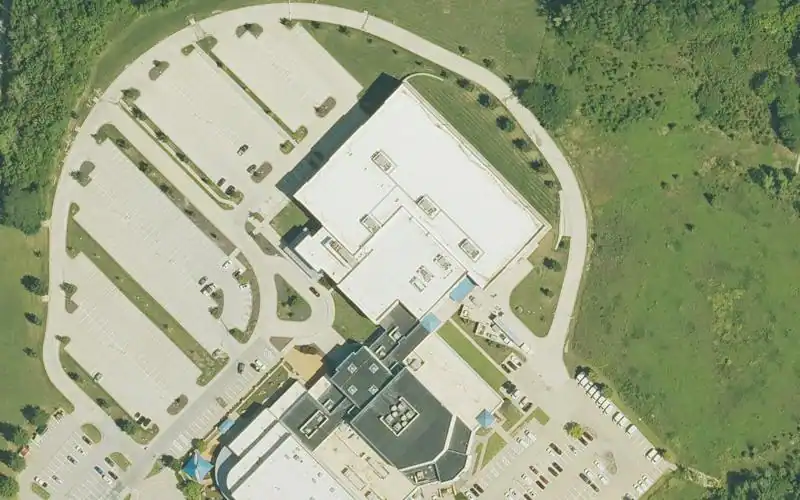 Blue Valley Recreation Center at Hilltop photo 4