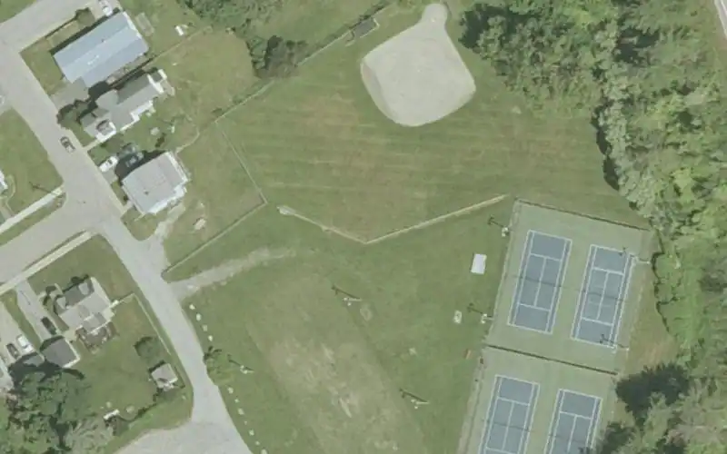 Anderson Field photo 3