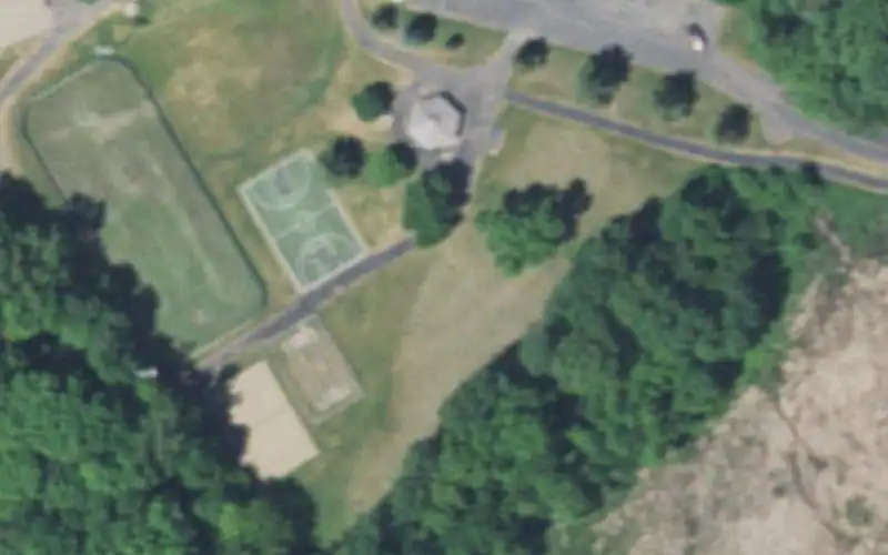 Weaver Lake Community Park photo 2