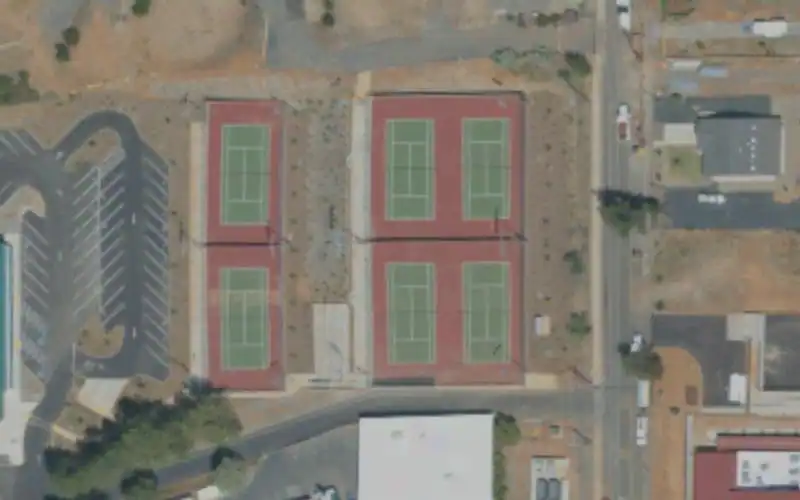 Paradise High School Tennis Courts photo 2
