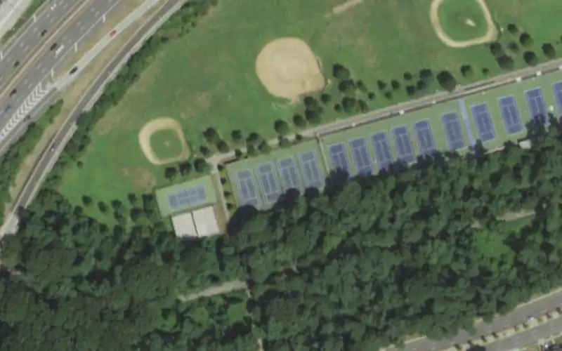 Commonpoint Queens Tennis and Athletic Center at Alley Pond photo 3