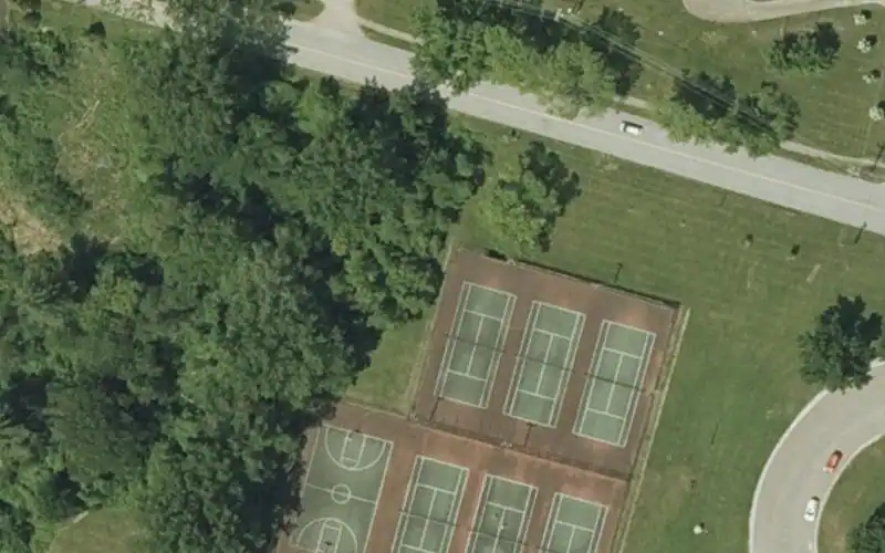 Davis Park photo 2