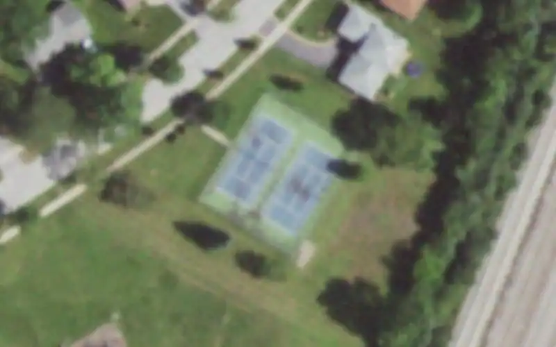 Lawrence Crescent Tennis Courts photo 2