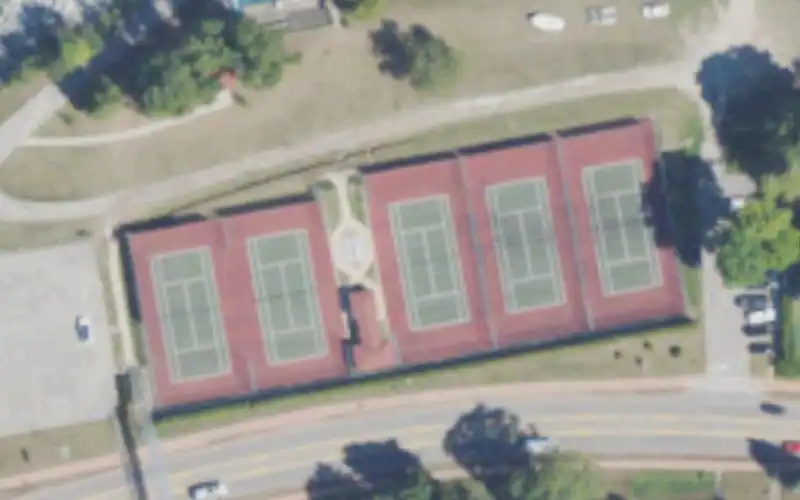 Bay View Lake Courts photo 2