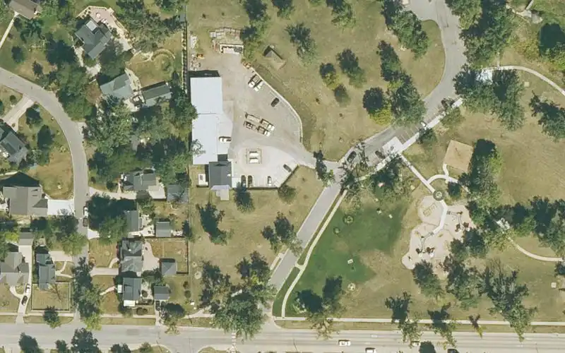 Bever Park Tennis Courts photo 2