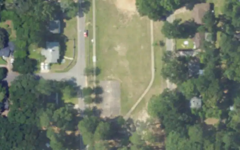 Lavretta Park photo 3