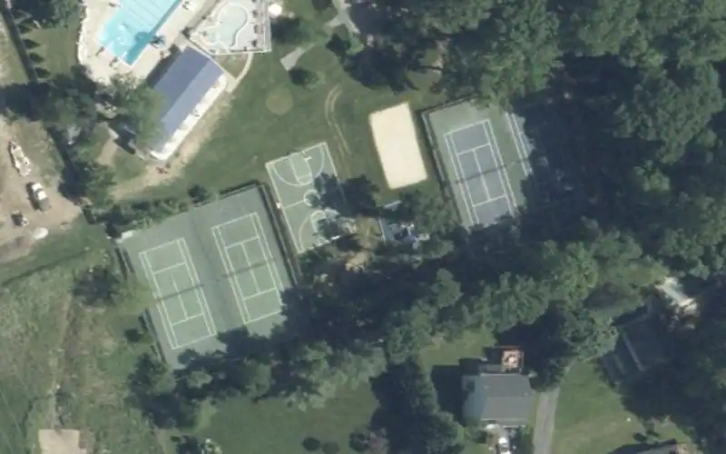 North St John's Swim & Tennis Club photo 2