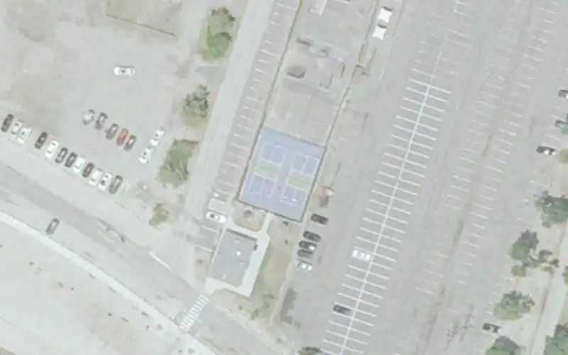 Compo Beach Courts photo 2