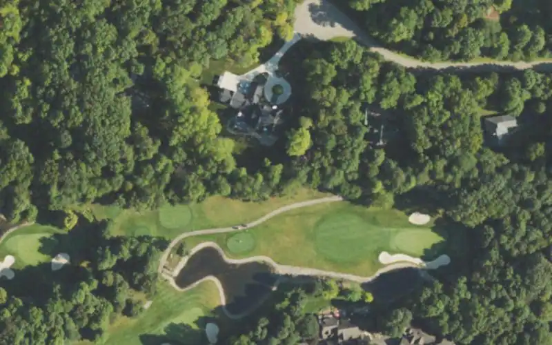 Travis Pointe Country Club photo 2