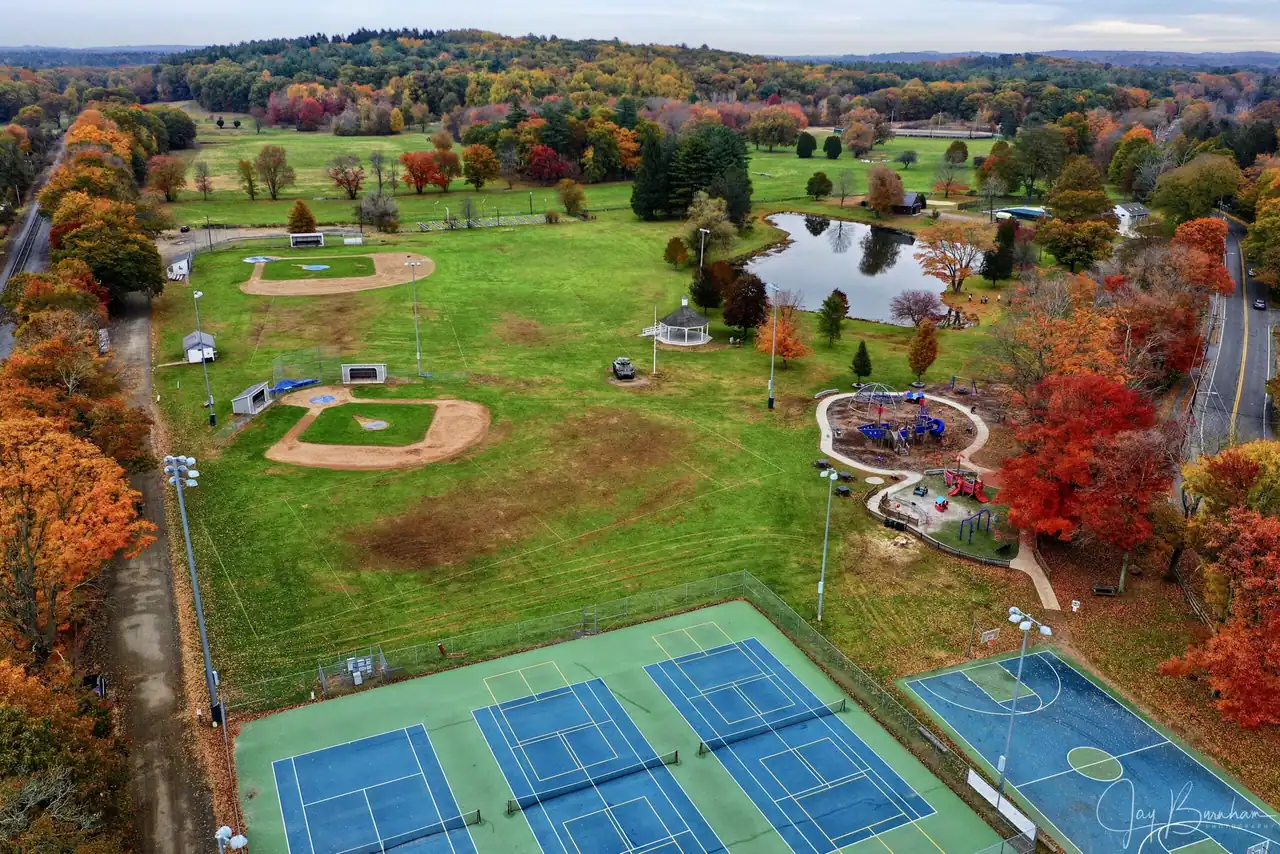 Hamilton Wenham Recreation photo 2