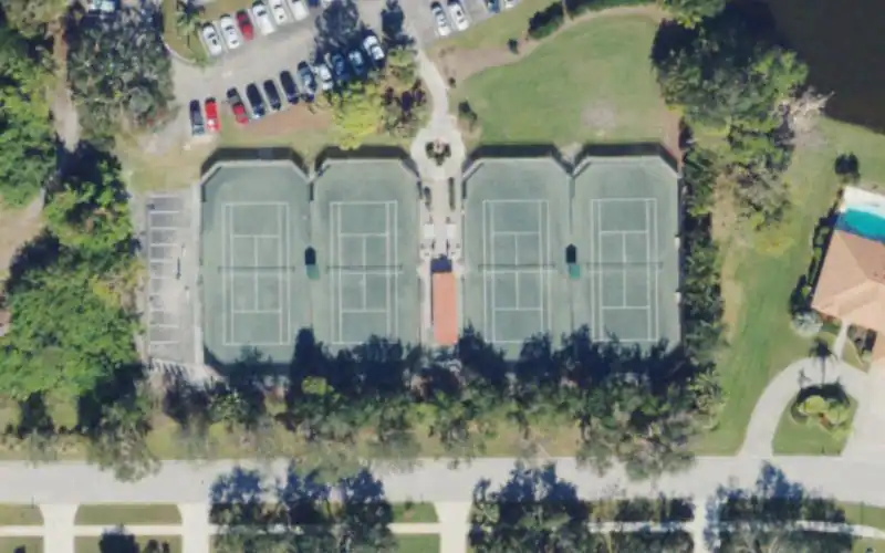 Mission Valley Golf & Tennis Club photo 2