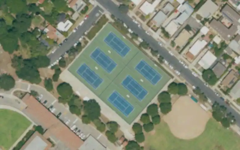 Santa Barbara High School Tennis Courts photo 2