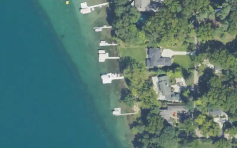 Woodlawn Beach photo 2