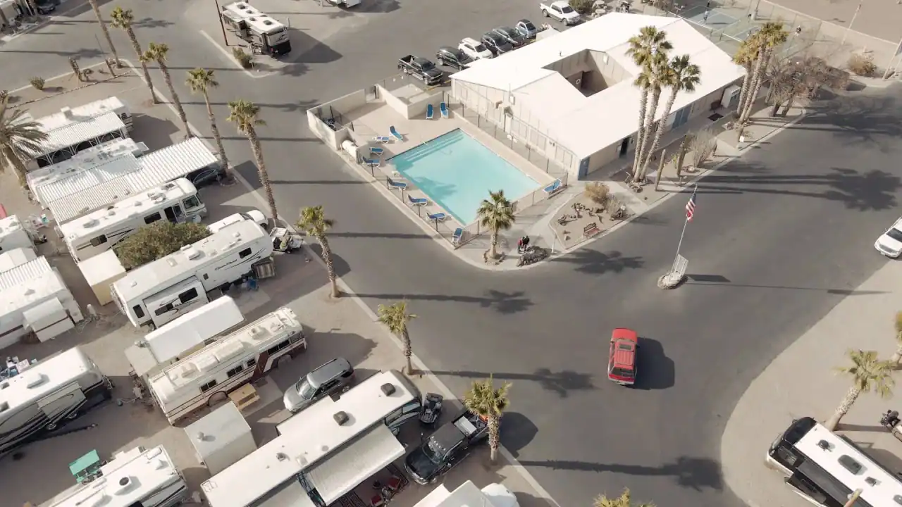 Holiday Palms RV Park photo 2