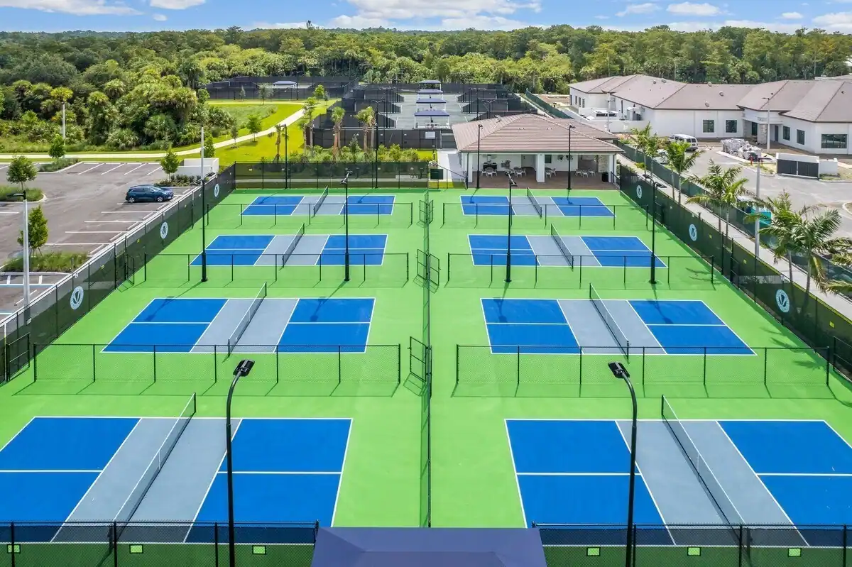 Valencia Trails Racquet Club photo 2