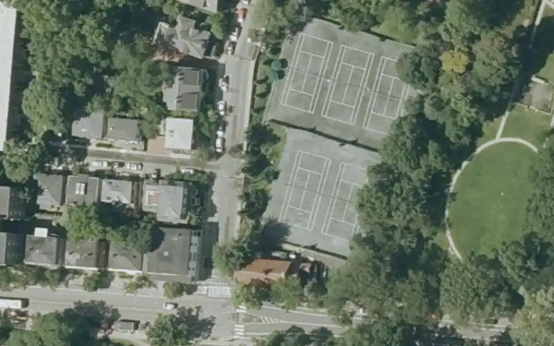 Cambridge Tennis Club photo 2