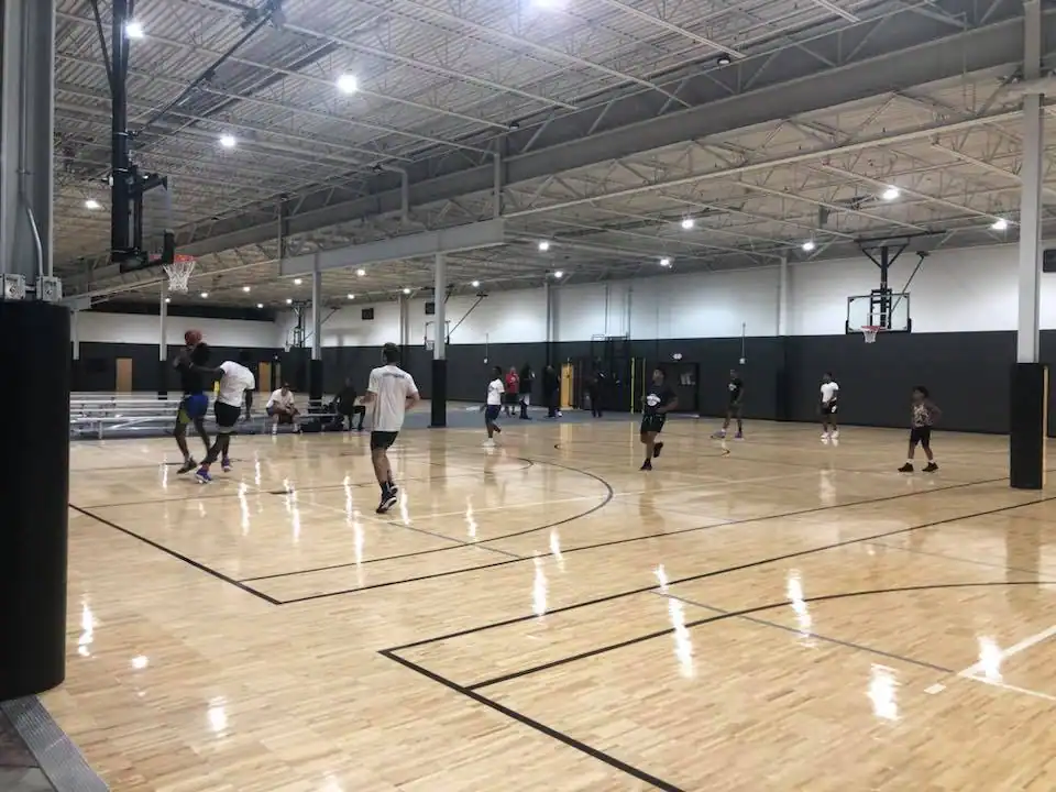 Oakland Fieldhouse photo 2