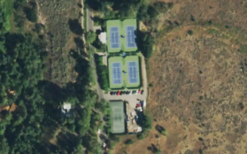 Cascade Tennis at Aspen Meadows Resort photo 2