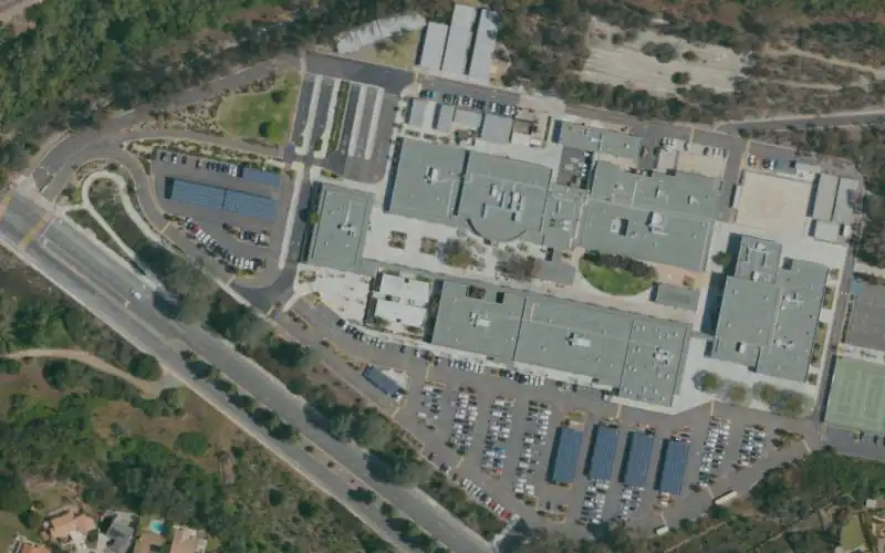 Lincoln High School photo 2