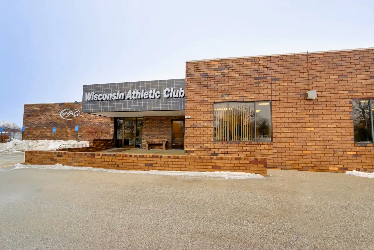 Wisconsin Athletic Club - West Allis photo 2