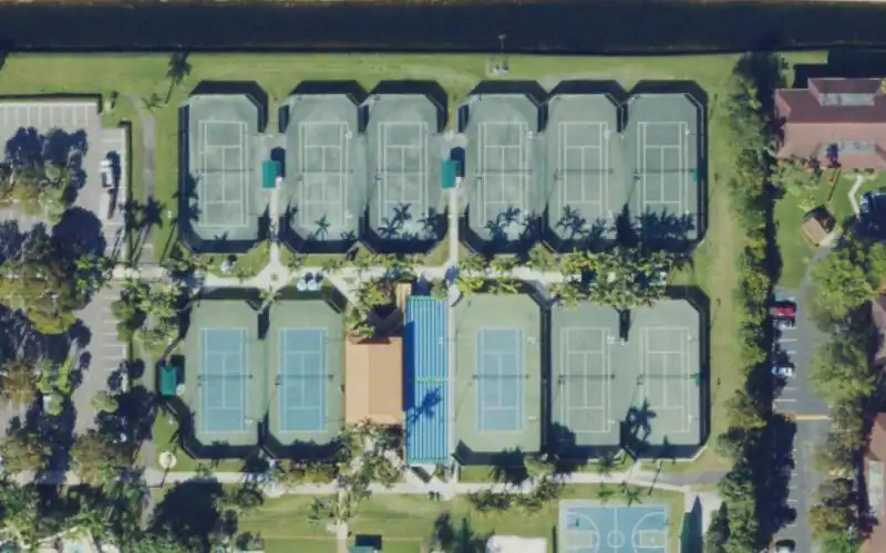 Doral Park Country Club photo 2