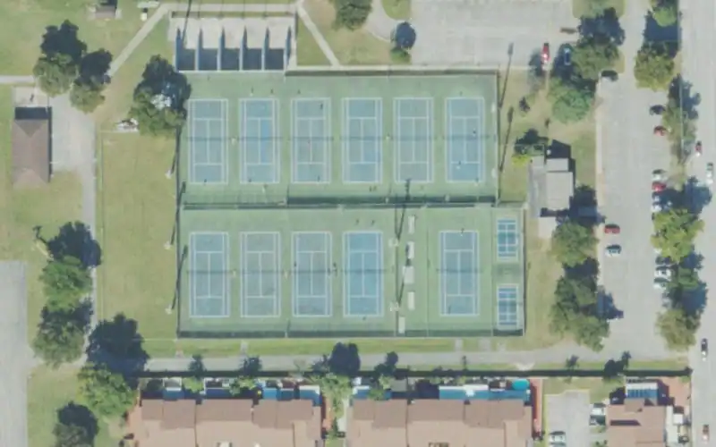 Goodlet Tennis Center photo 2