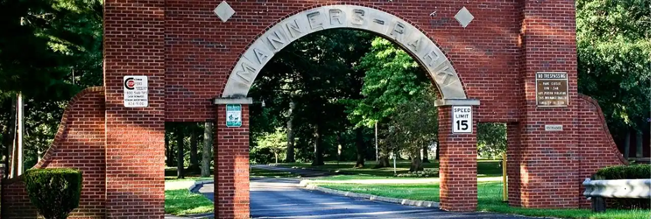Manners Park photo 2
