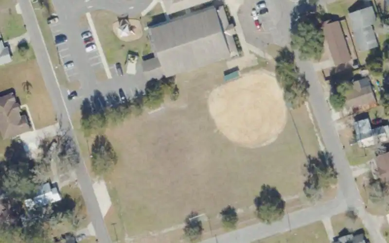 Thomas Hogans Memorial Gym photo 2