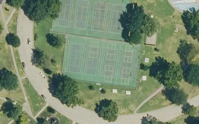 Oakdale Park photo 3