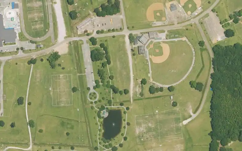 Tennis Courts at North Park photo 2