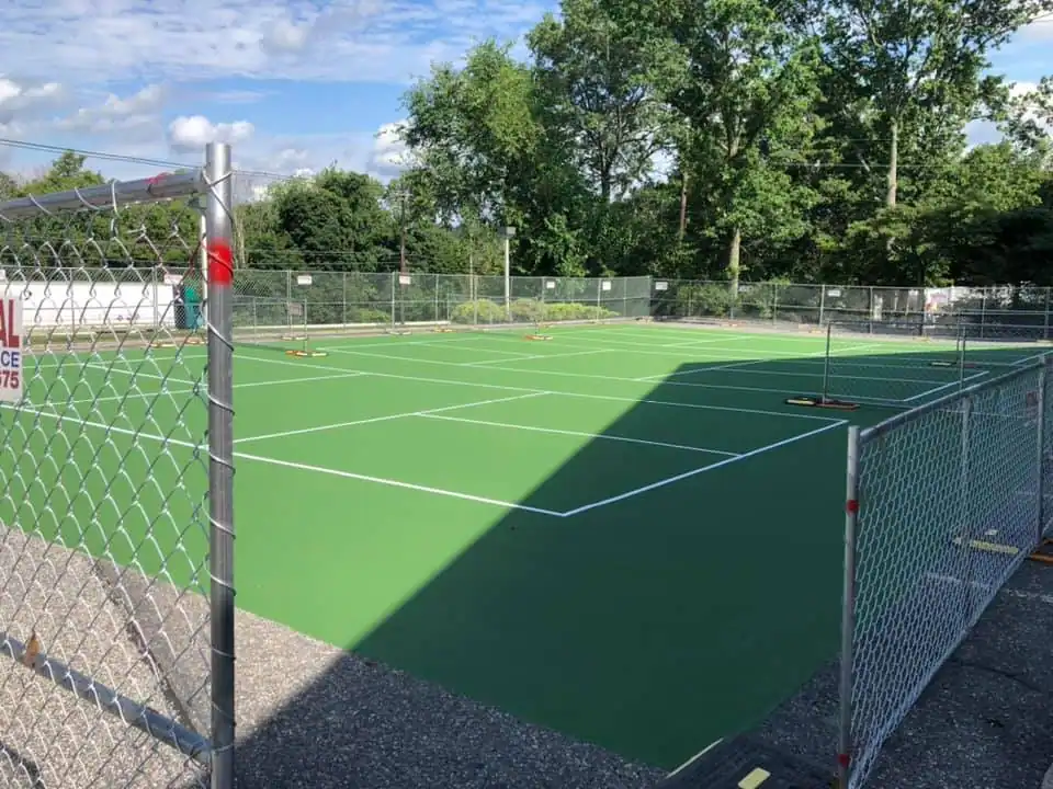 Courtside Racquet Club photo 2