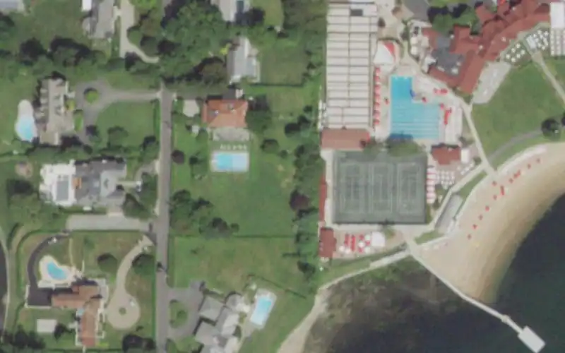 Larchmont Shore Club photo 2
