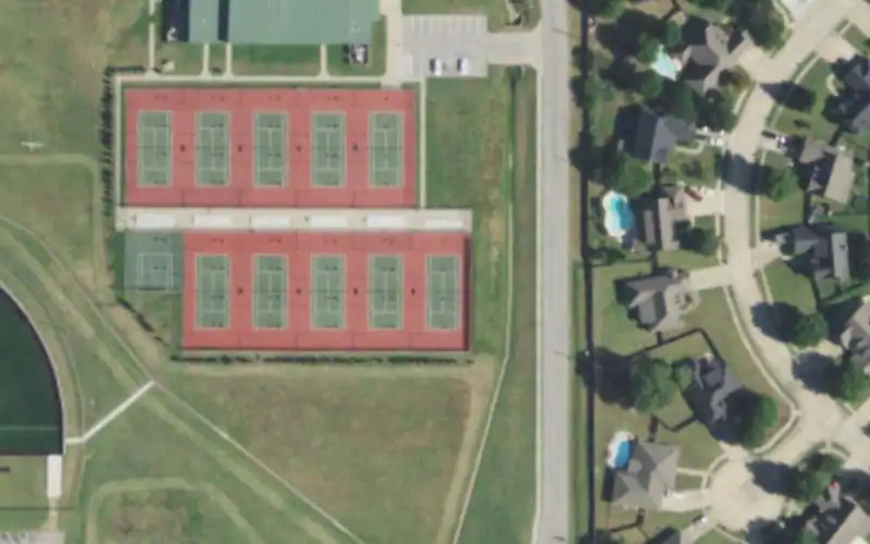 Owasso 8th Grade Tennis Facility photo 2