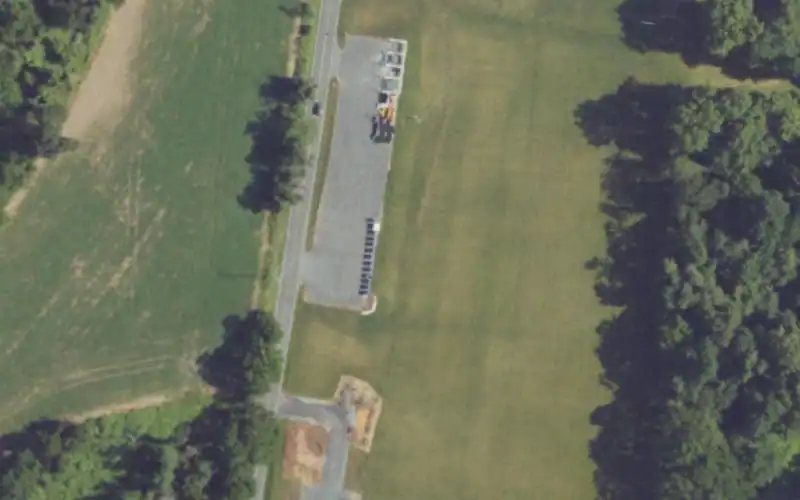 Conewago Courts photo 3