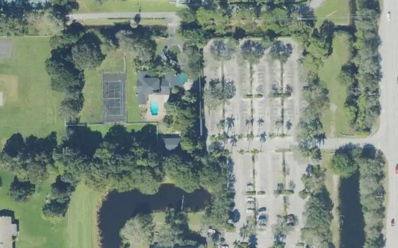 The Tennis Reserve photo 2